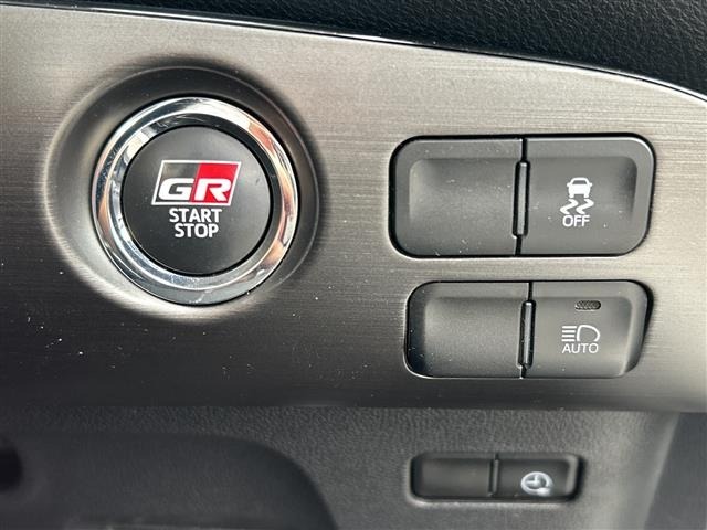 Toyota PRIUS PHV 2018 8273265-23