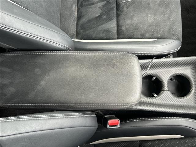 Toyota PRIUS PHV 2018 8273265-3