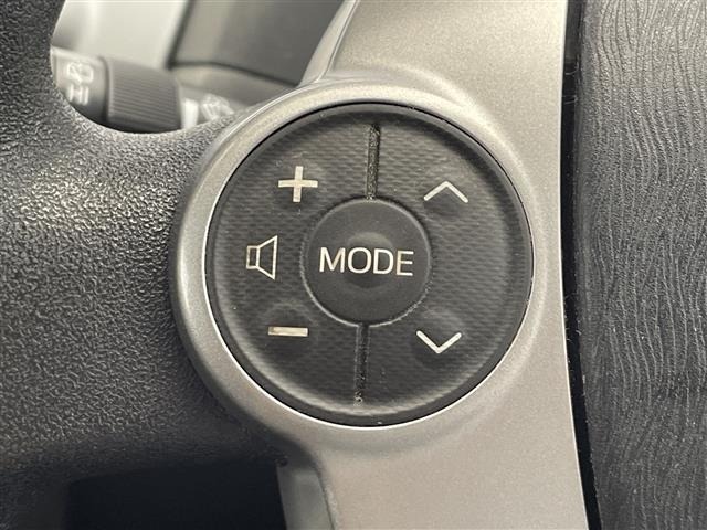 Toyota PRIUS 2011 8293406-3