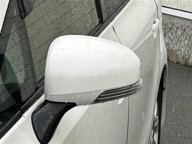Toyota PRIUS 2015 8293407-10