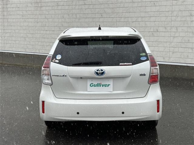 Toyota PRIUS 2015 8293407-16