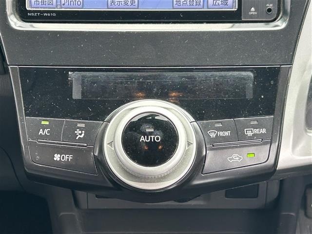 Toyota PRIUS 2012 8293409-5