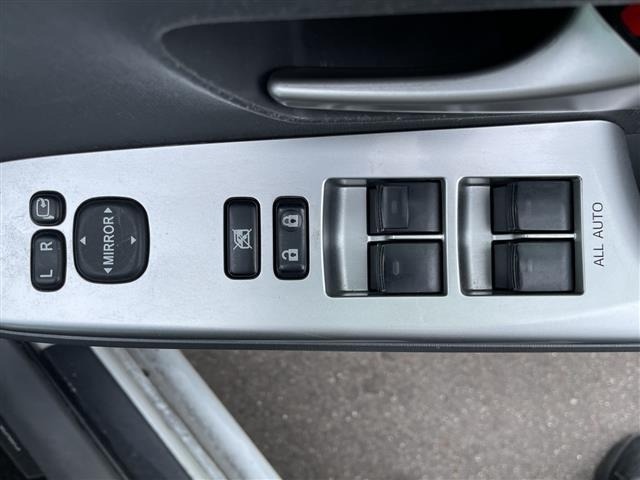 Toyota PRIUS 2013 8293410-4