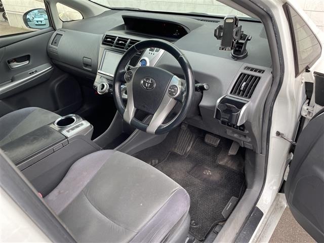 Toyota PRIUS 2013 8293410-6