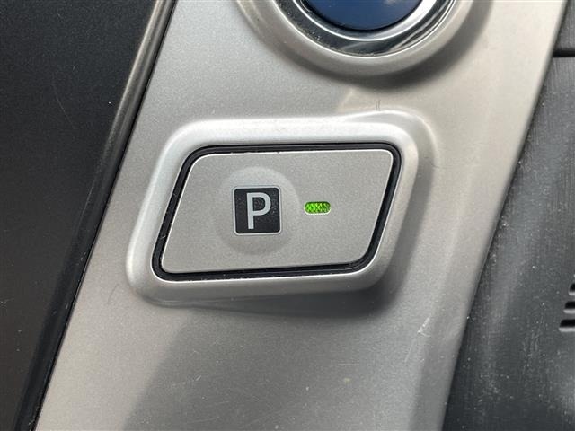 Toyota PRIUS 2013 8293410-9