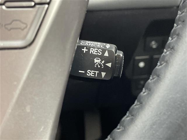 Toyota PRIUS 2016 8293411-9