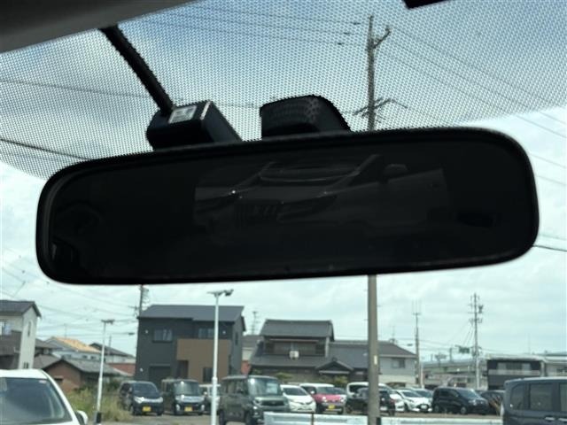 Toyota PRIUS 2016 8293412-23