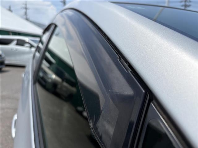 Toyota PRIUS 2016 8293412-3