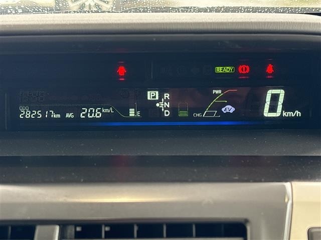 Toyota PRIUS 2013 8293413-1