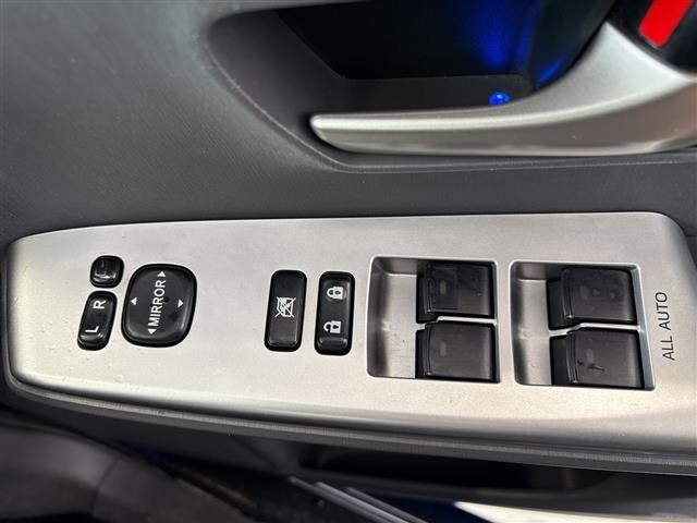 Toyota PRIUS 2013 8293413-4