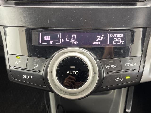 Toyota PRIUS 2011 8293414-20