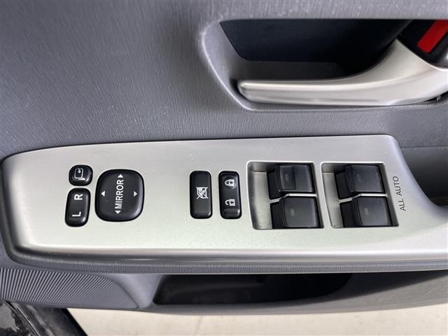 Toyota PRIUS 2011 8293414-9