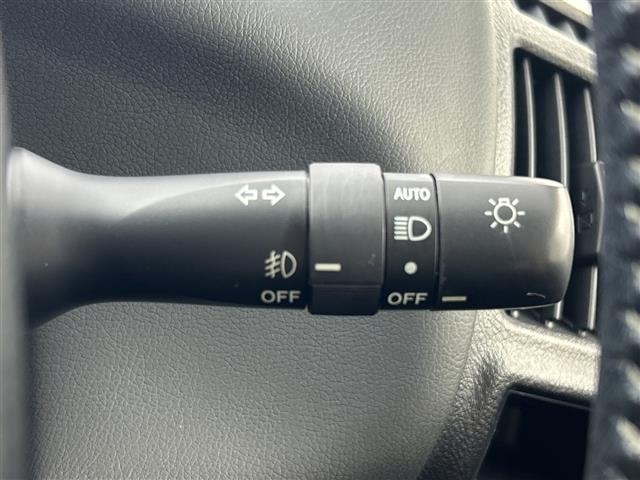 Toyota PRIUS 2016 8293415-7