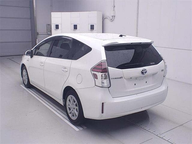 Toyota PRIUS 2015 8293426-1