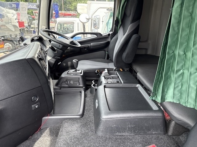 Hino PROFIA 2014 8286564-5