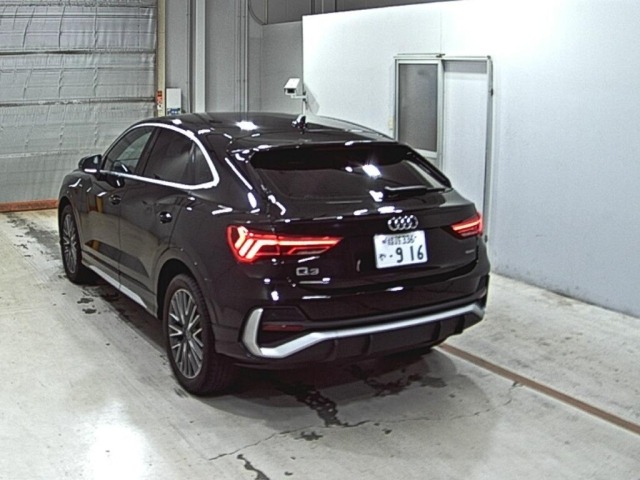 Audi Q3 2021 8287319-1
