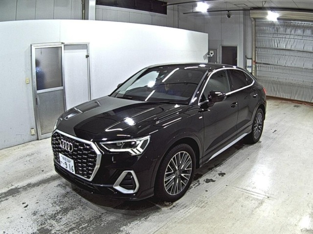 Audi Q3 2021 8287319-4