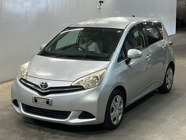 Toyota RACTIS 2011 8293688-0