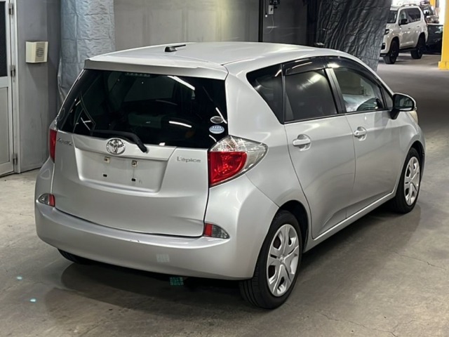 Toyota RACTIS 2011 8293688-5