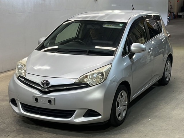 Toyota RACTIS 2013 8293689-0