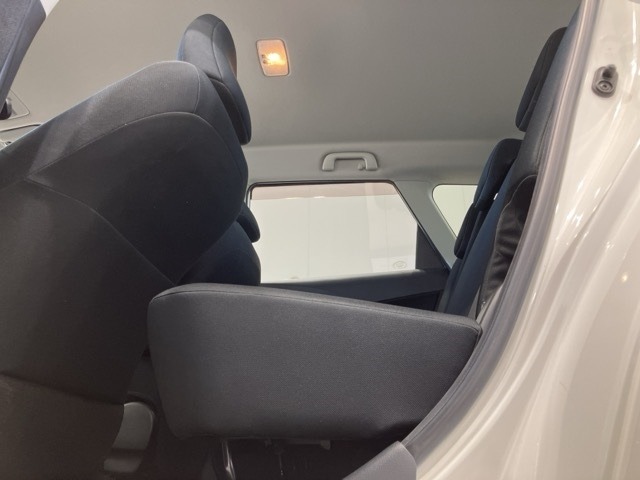 Toyota RACTIS 2014 8293703-10