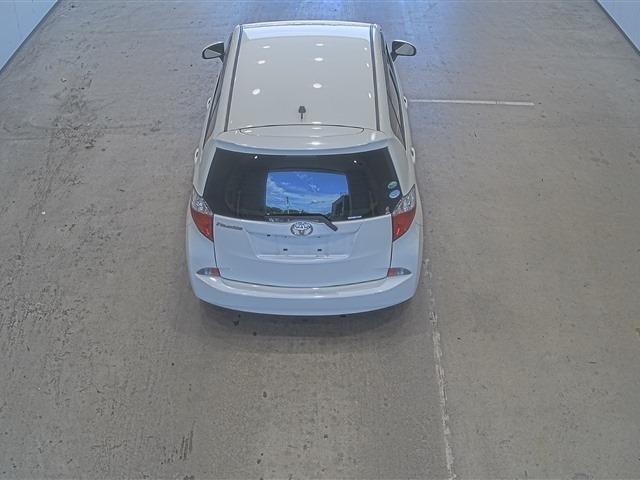 Toyota RACTIS 2014 8293703-3