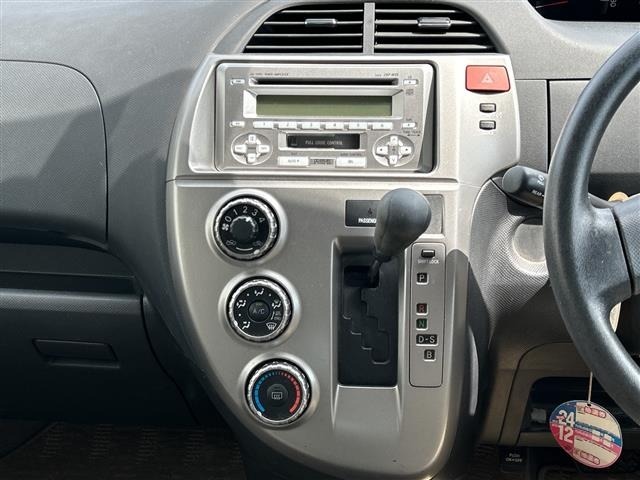 Toyota RACTIS 2006 8293710-5
