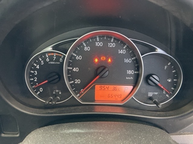Toyota RACTIS 2013 8293712-6