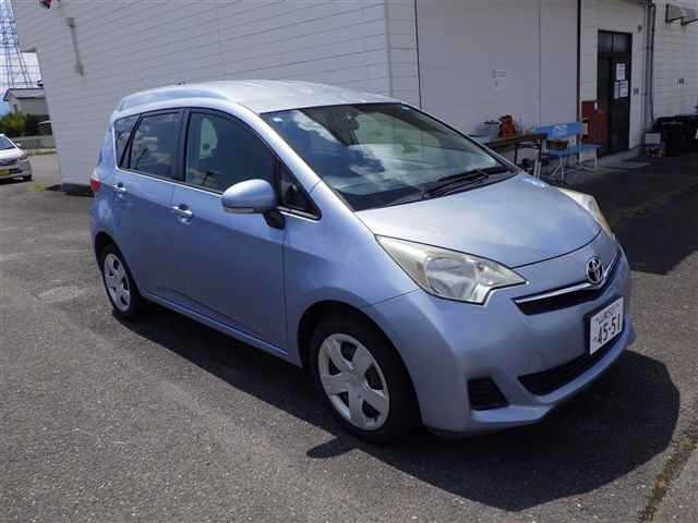 Toyota RACTIS 2013 8293731-0