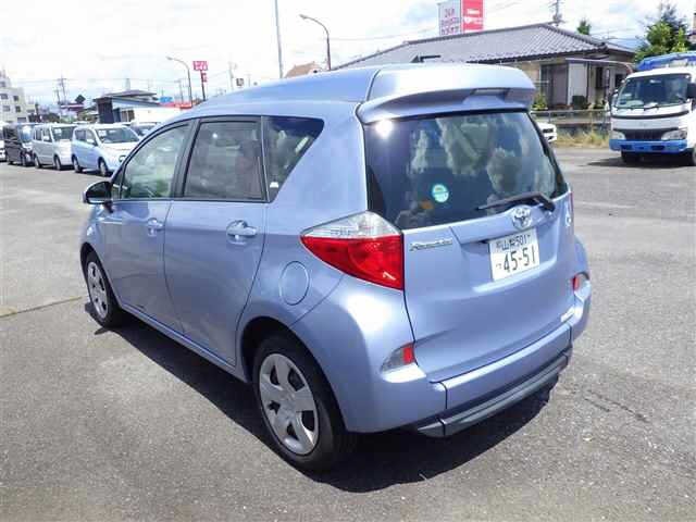 Toyota RACTIS 2013 8293731-1