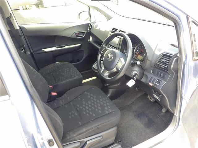 Toyota RACTIS 2013 8293731-3