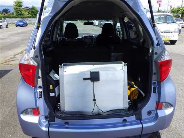Toyota RACTIS 2013 8293731-4