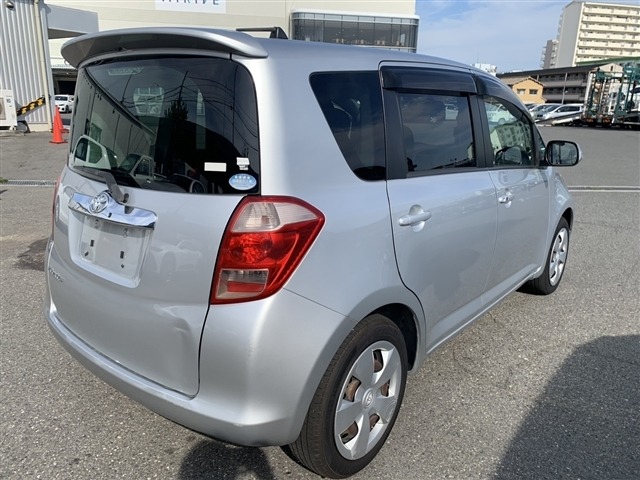 Toyota RACTIS 2006 8293732-9