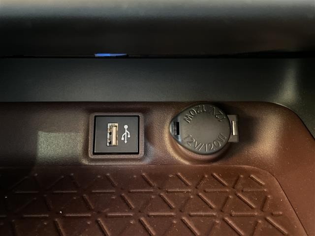 Toyota RAV4 2024 8293176-4