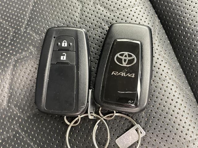Toyota RAV4 2023 8293179-10