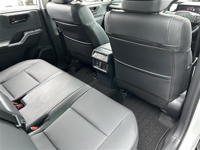 Toyota RAV4 2026 8293181-11