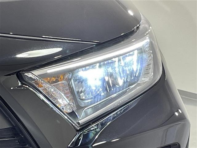 Toyota RAV4 2021 8293184-13