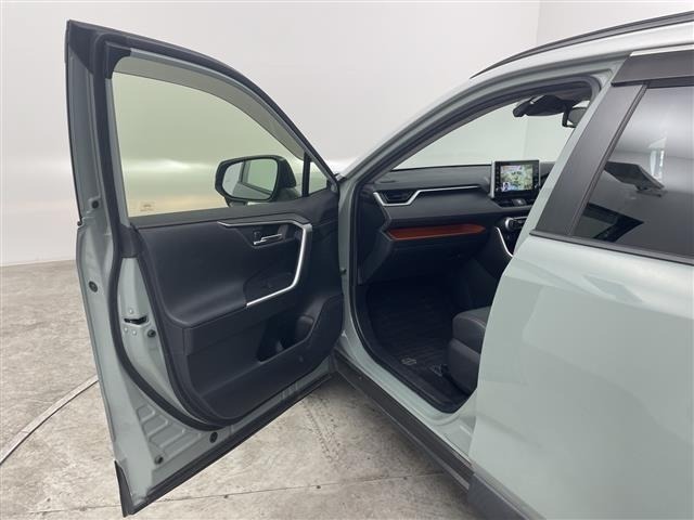 Toyota RAV4 2021 8293187-9