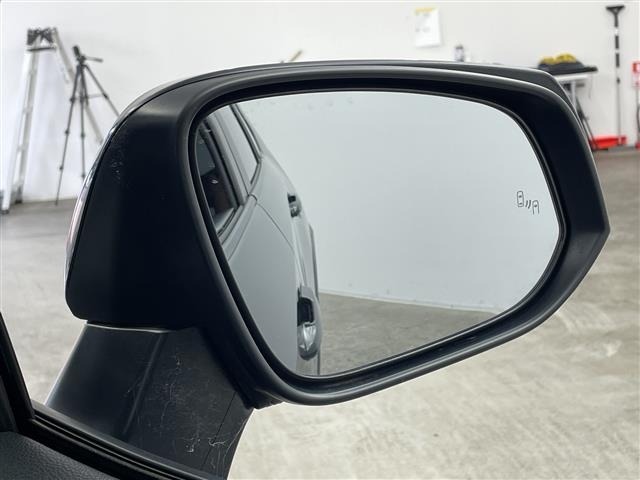 Toyota RAV4 2022 8293188-8
