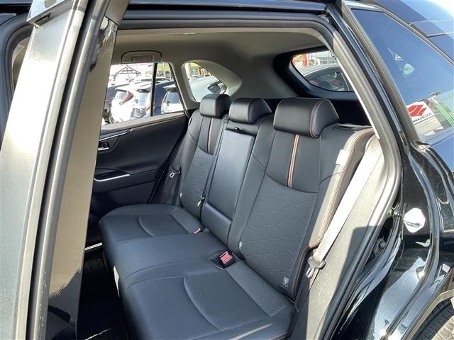 Toyota RAV4 2022 8293198-10