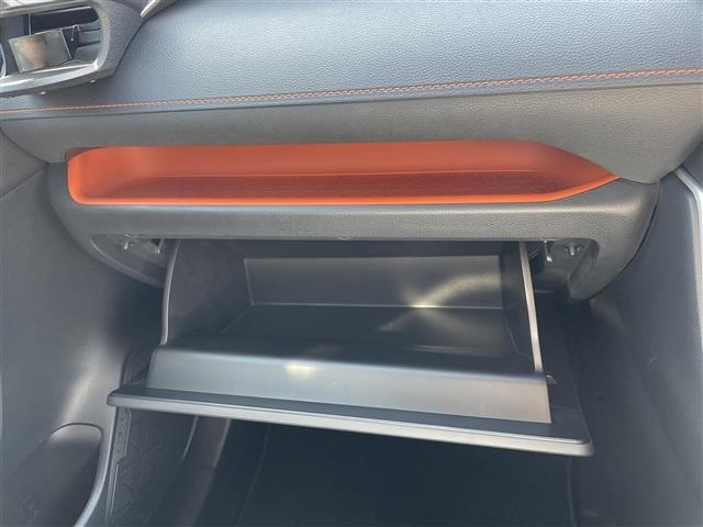 Toyota RAV4 2022 8293198-5