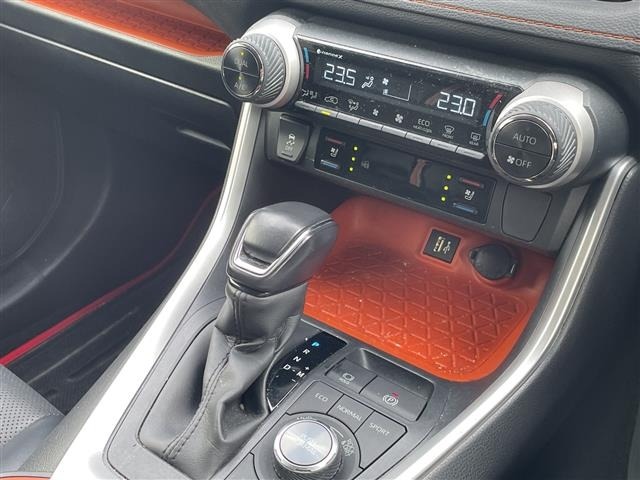 Toyota RAV4 2023 8293201-7