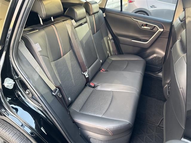 Toyota RAV4 2022 8293203-4