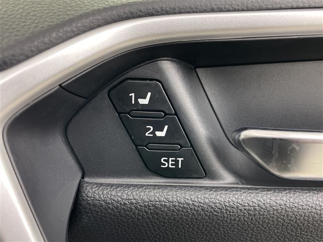 Toyota RAV4 2021 8293207-2