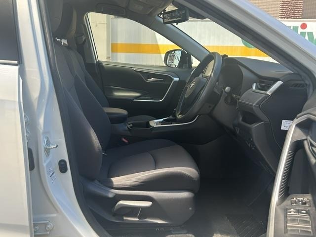 Toyota RAV4 2019 8293209-10