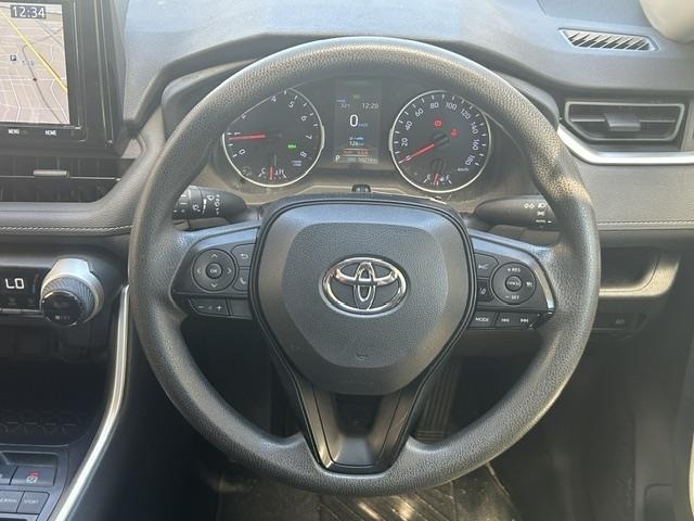 Toyota RAV4 2019 8293209-8