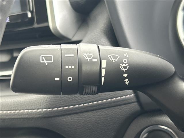 Toyota RAV4 2019 8293210-19