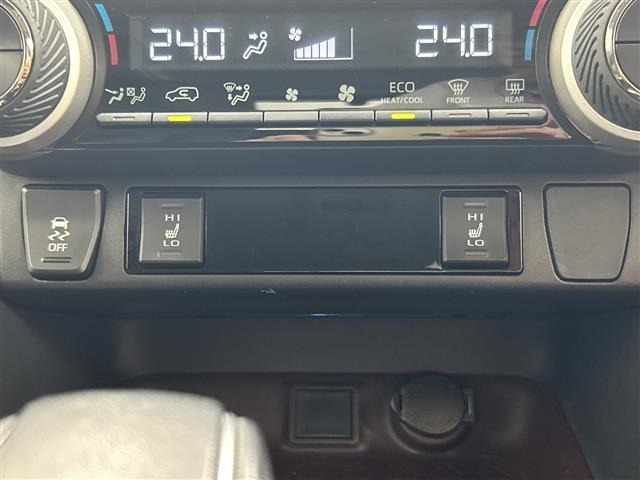 Toyota RAV4 2019 8293210-8