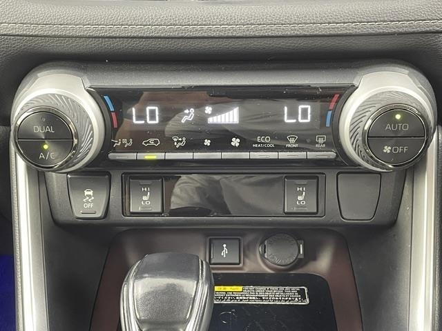 Toyota RAV4 2021 8293211-12