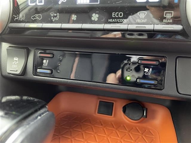Toyota RAV4 2020 8293212-16